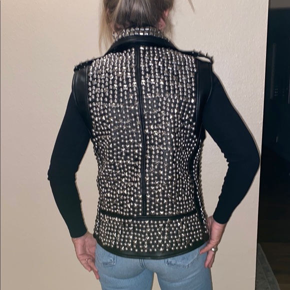 Punk Rocker Vest - Picture 4 of 16